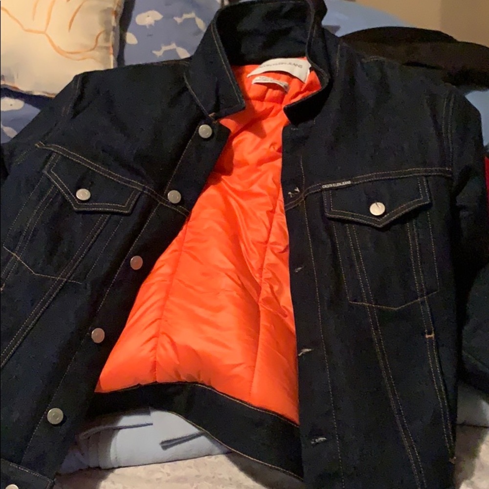 calvin klein denim trucker jacket small size